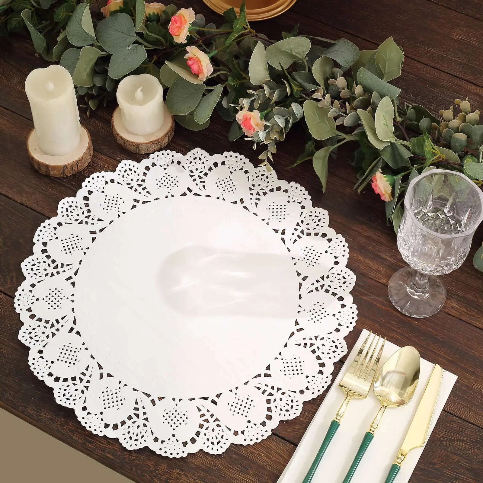 100 Pcs White Food Grade Paper Placemats, Round Lace Paper Doilies 12"