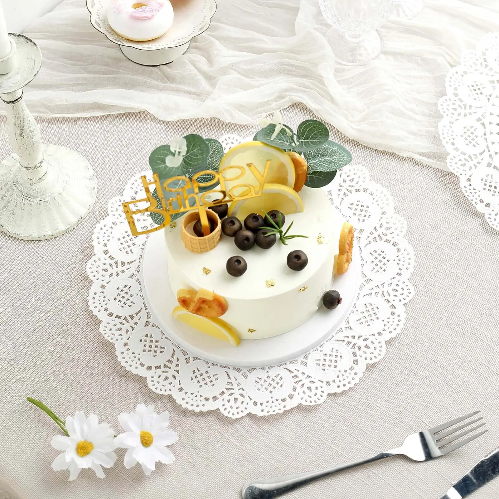100 Pcs White Food Grade Paper Placemats, Round Lace Paper Doilies 12"