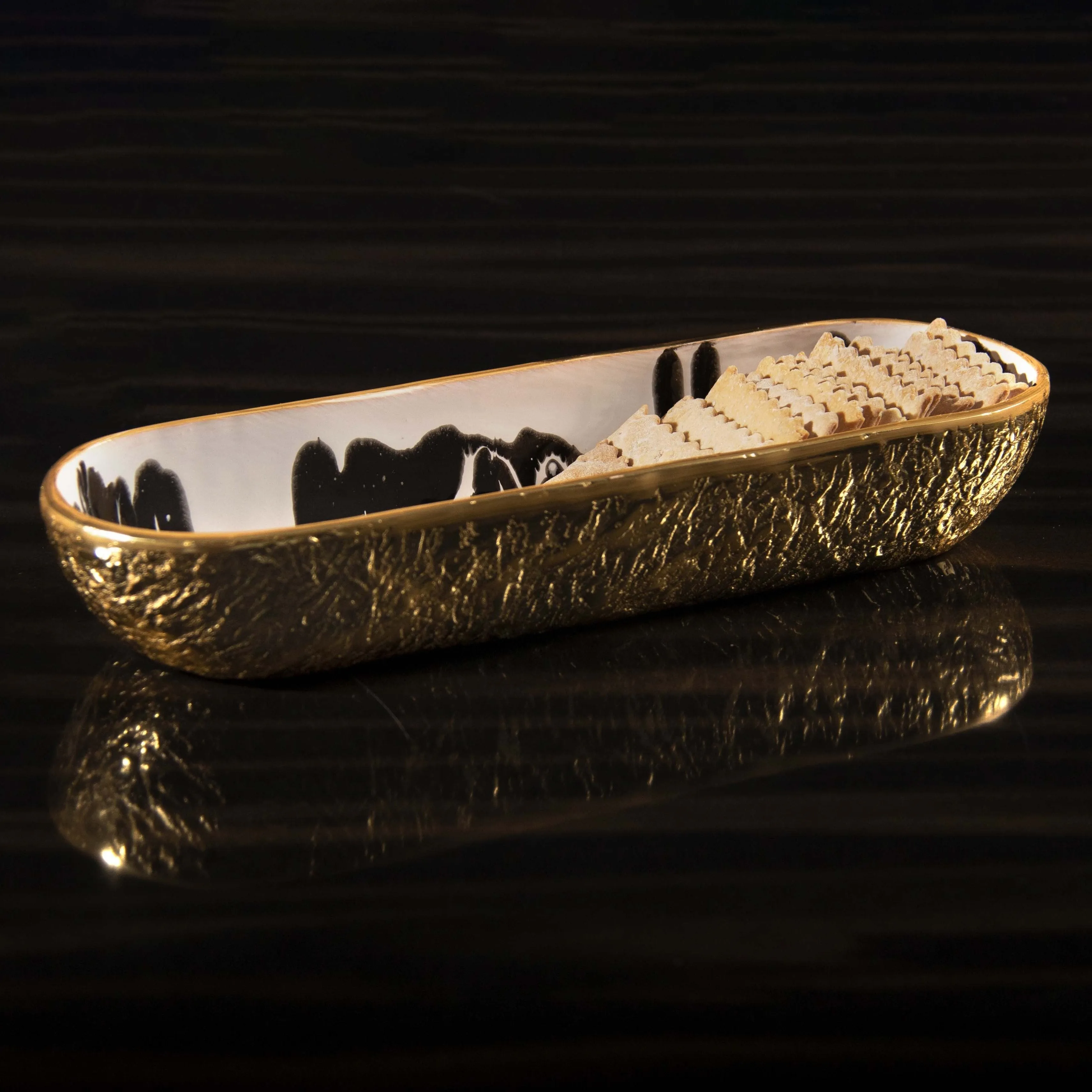 Bianco Nero Cracker Tray