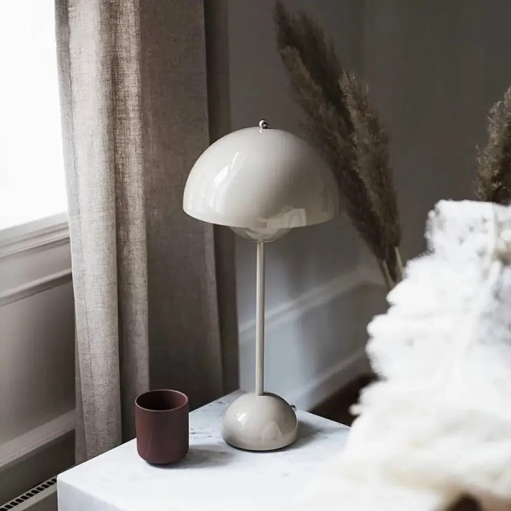 Bud Shaped Metallic Table Lamp with 2 Heads - Postmodern Style Nightstand Lighting