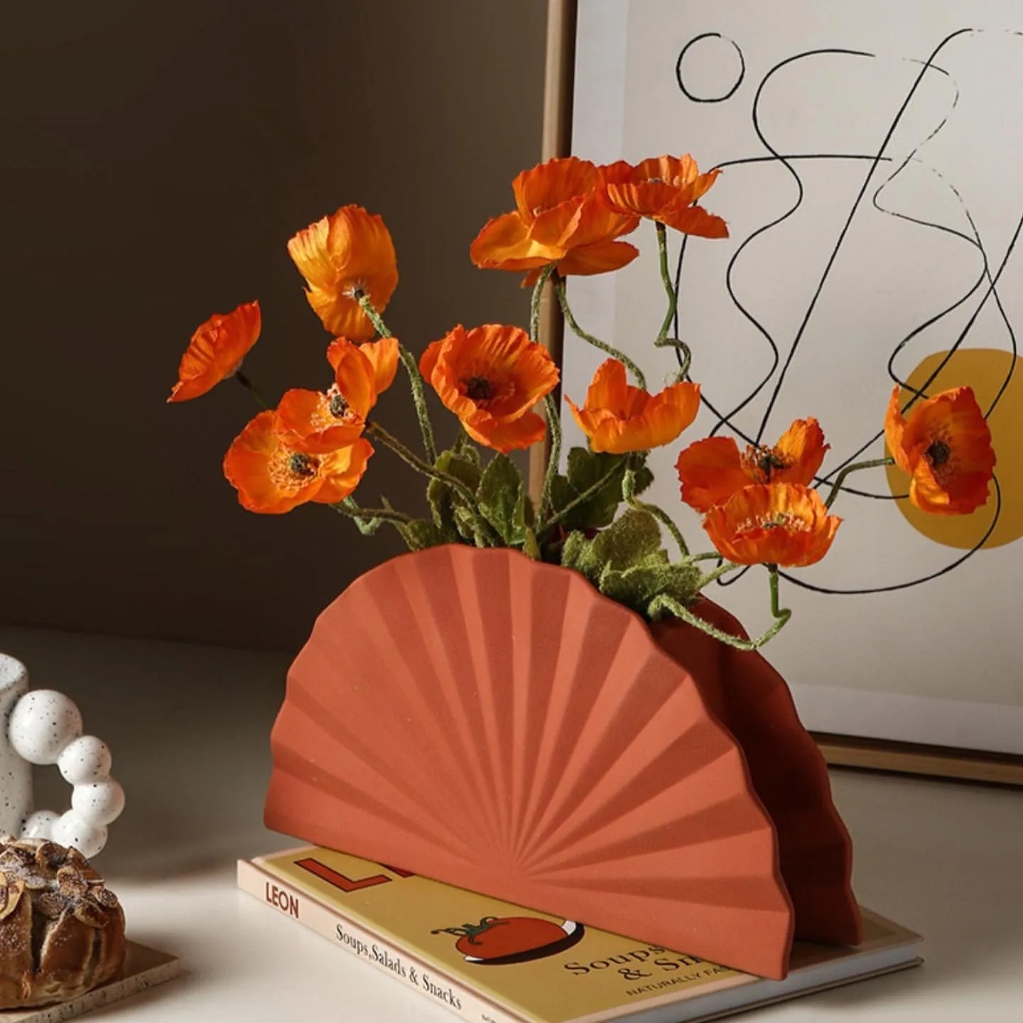 Circular sector modern art ceramics vase