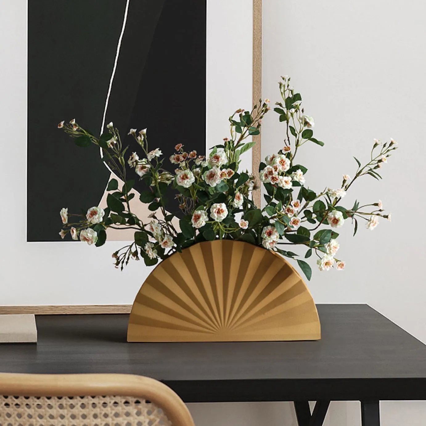Circular sector modern art ceramics vase