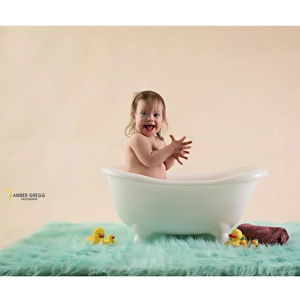 Clawfoot Bathtub Photography Prop