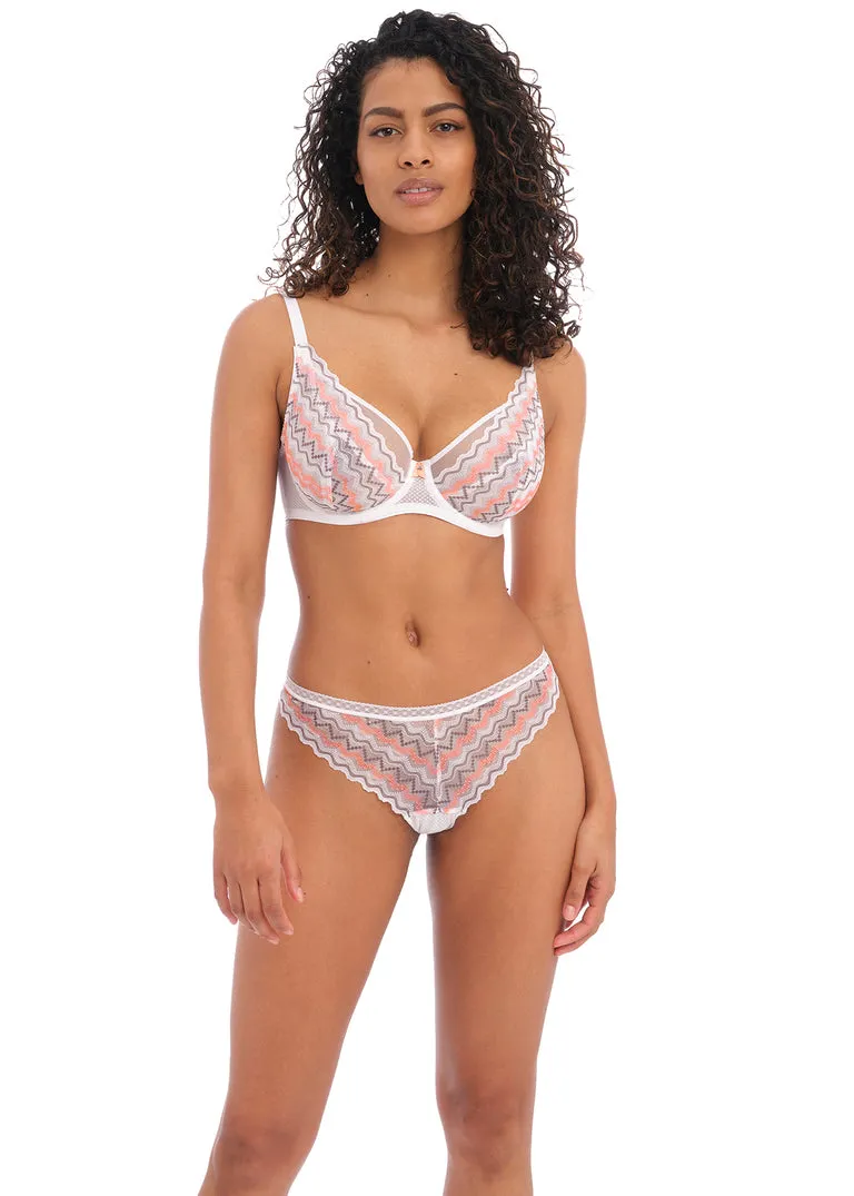 Festival Vibe High Apex Bra - White Coral