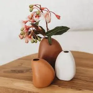 Harmie Vase