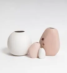 Harmie Vase