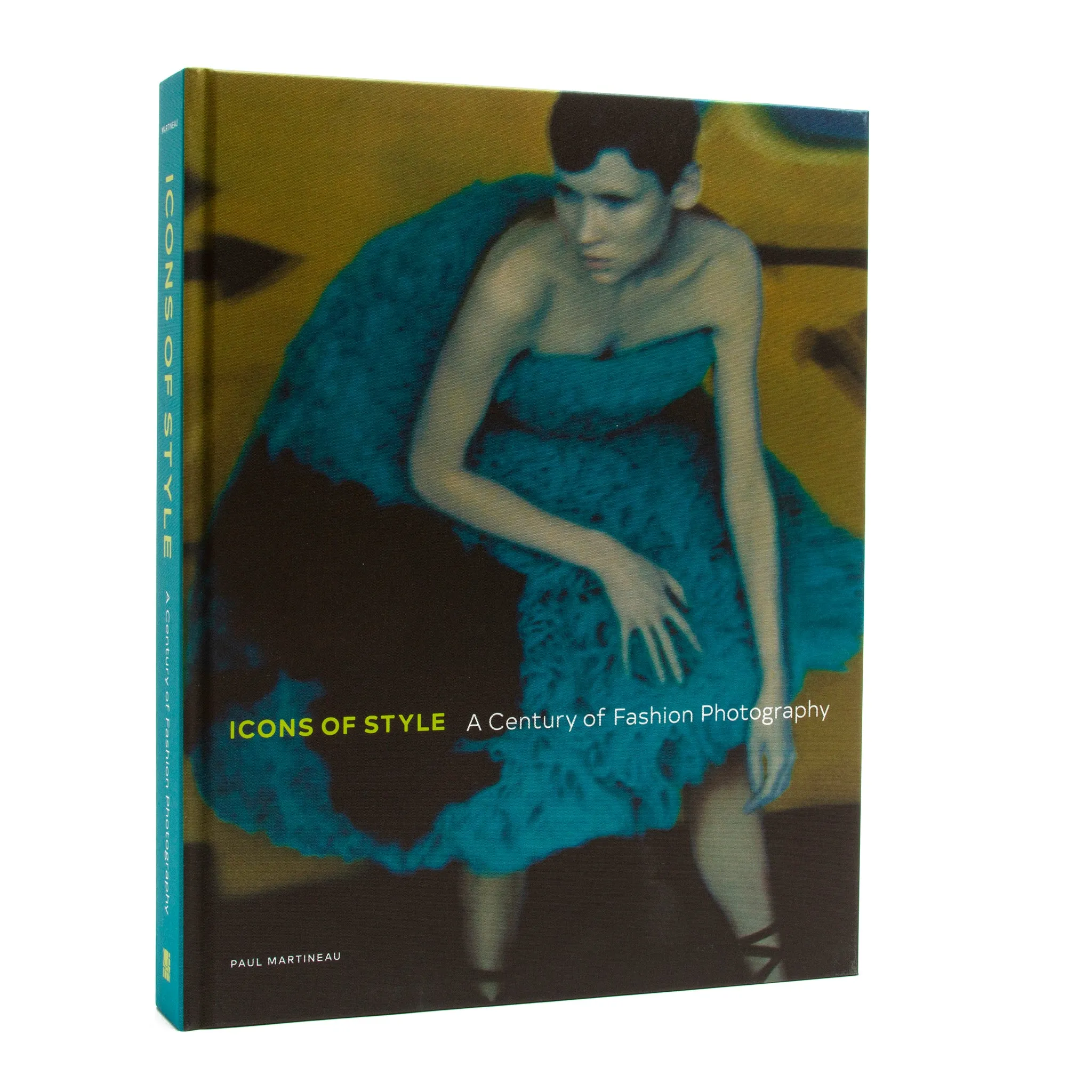 Icons of Style: A Century of Fashion Photography