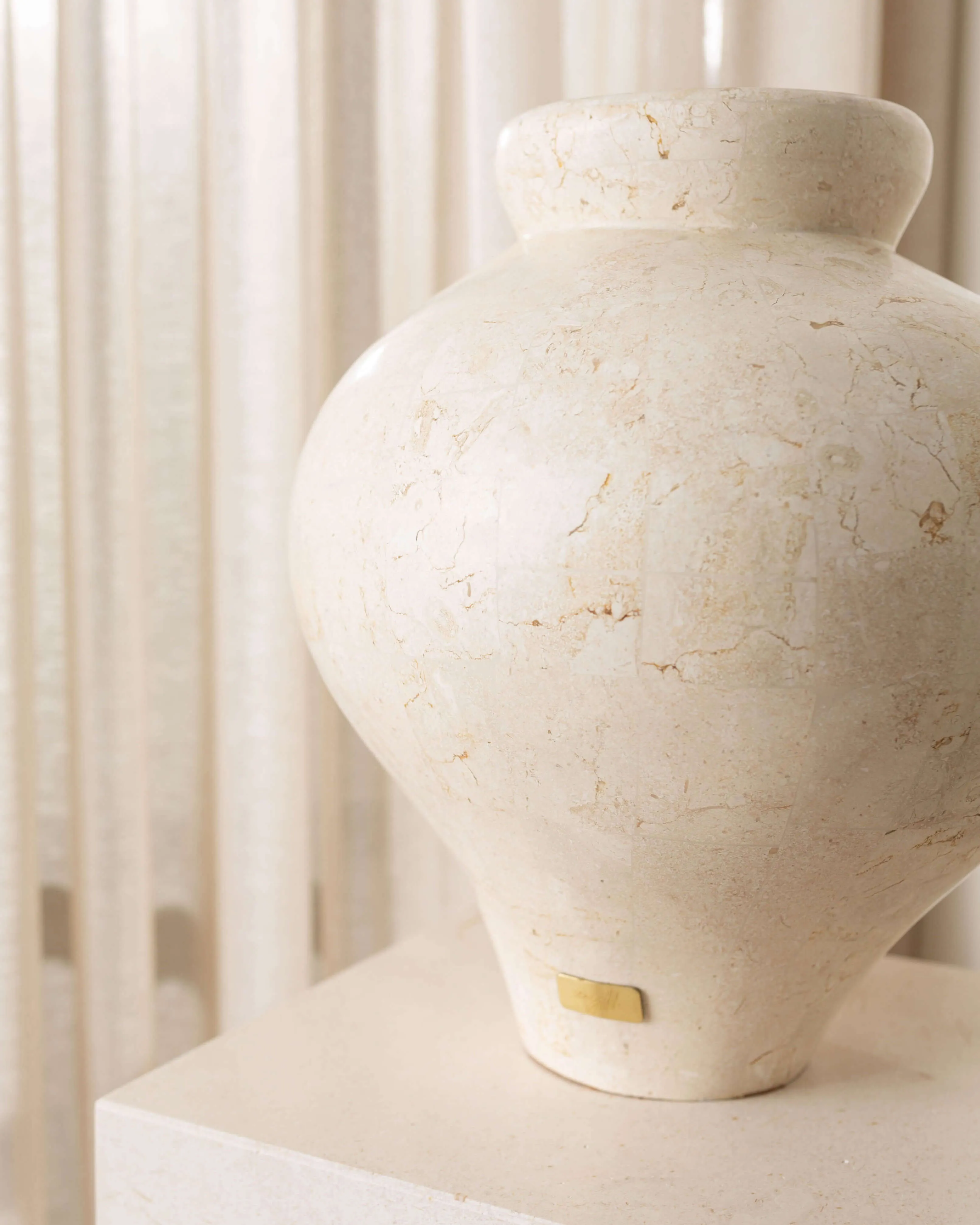 Laguna Vase, Natural White Small