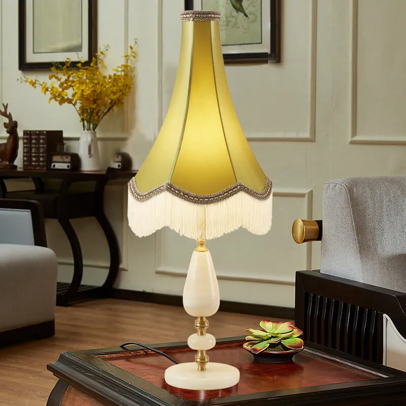 Modern Light Luxury Fabric Fringed Horn 1-Light Table Lamp