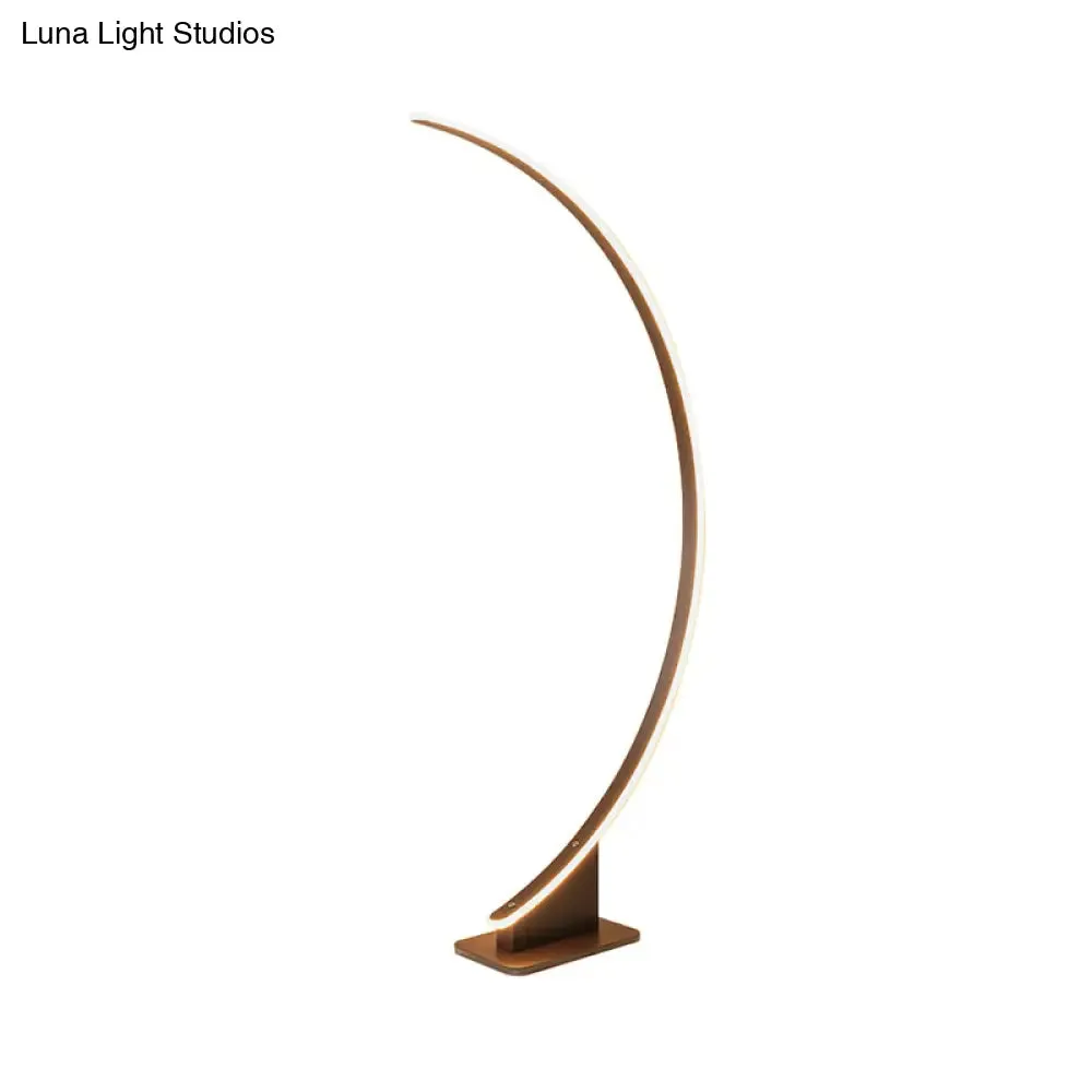 Nordic Style Bedside LED Standing Light with Metallic Curved Floor Lighting