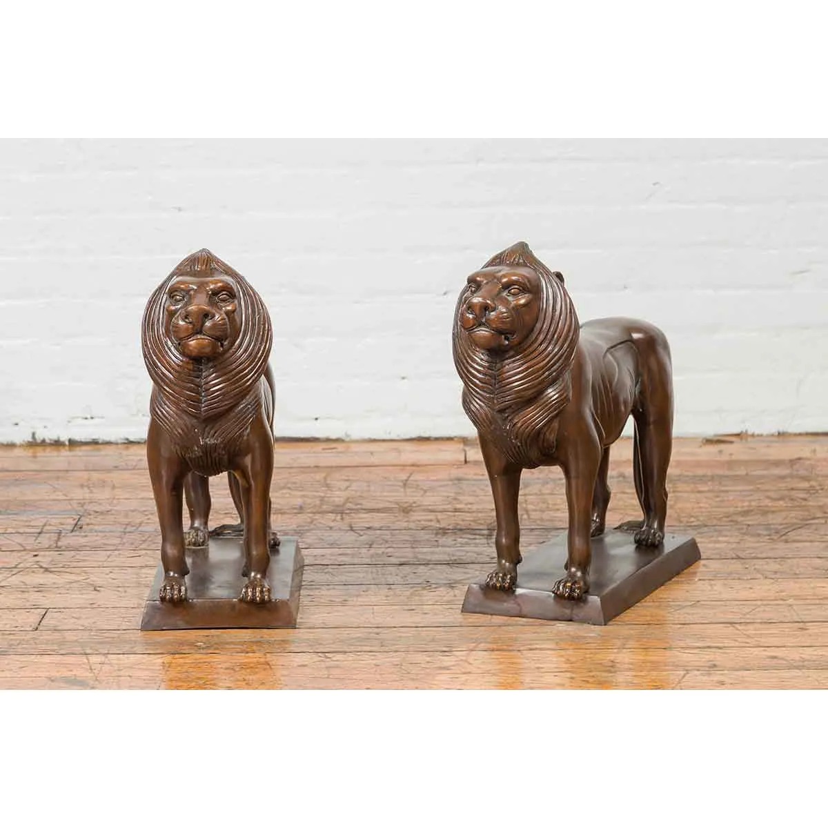 Pair of Tabletop Lions