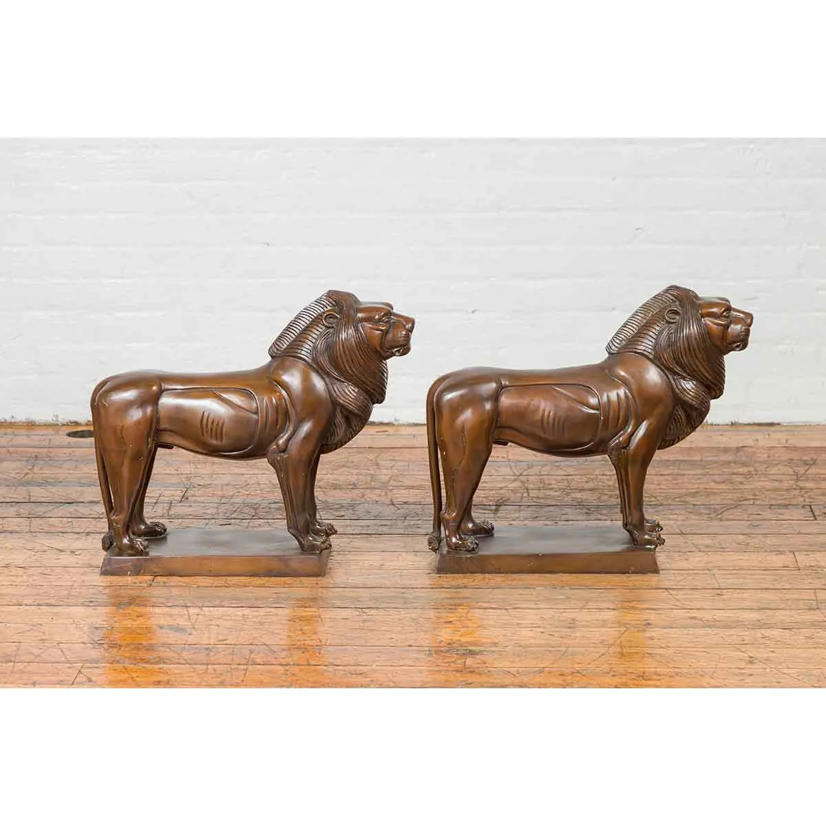 Pair of Tabletop Lions