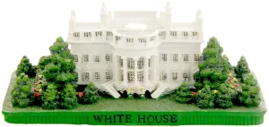 PWDC13 Polyresin Small White House
