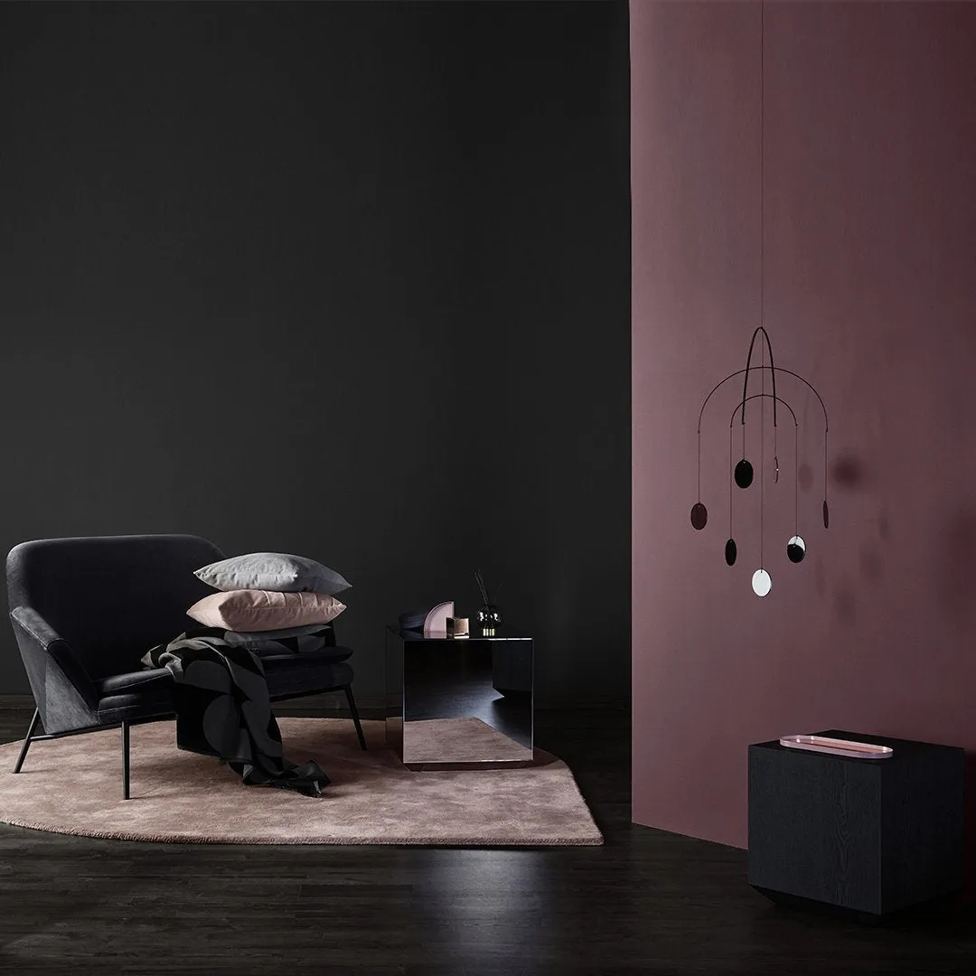 Speculum Side Table