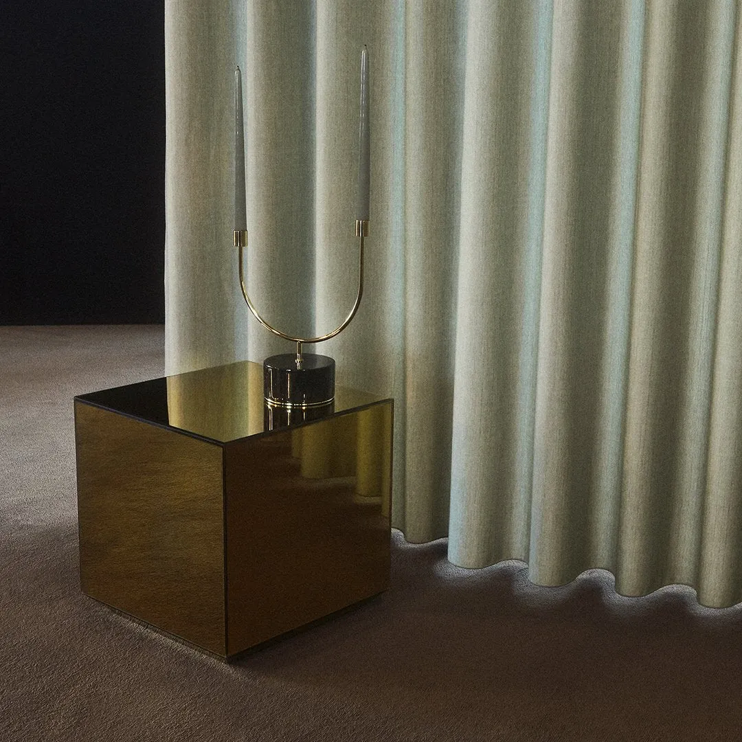 Speculum Side Table