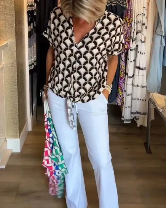 Vienna  Geometric Print V-Neck Top