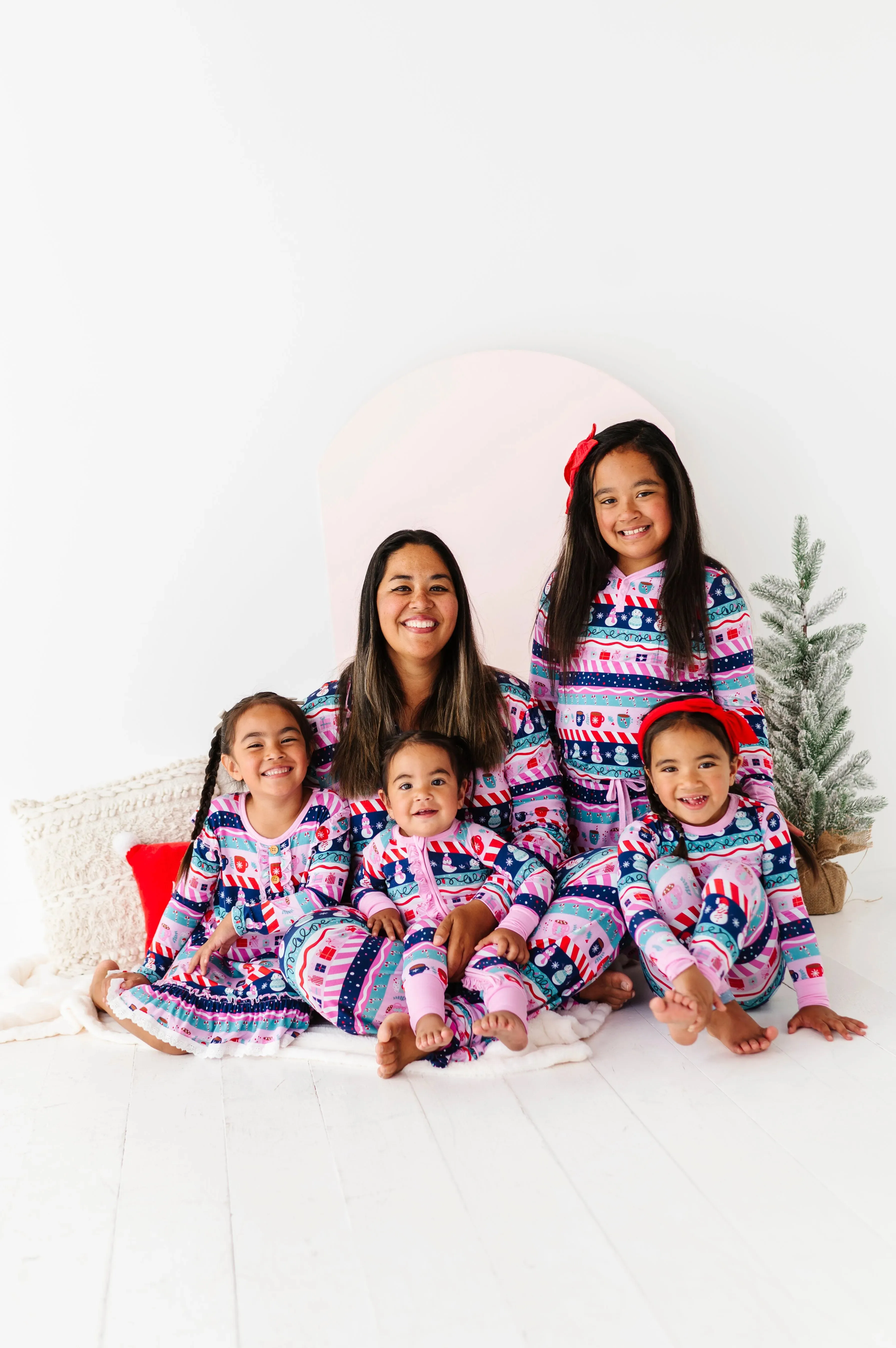 Whimsical Winters Women's Luxe Pajama Set